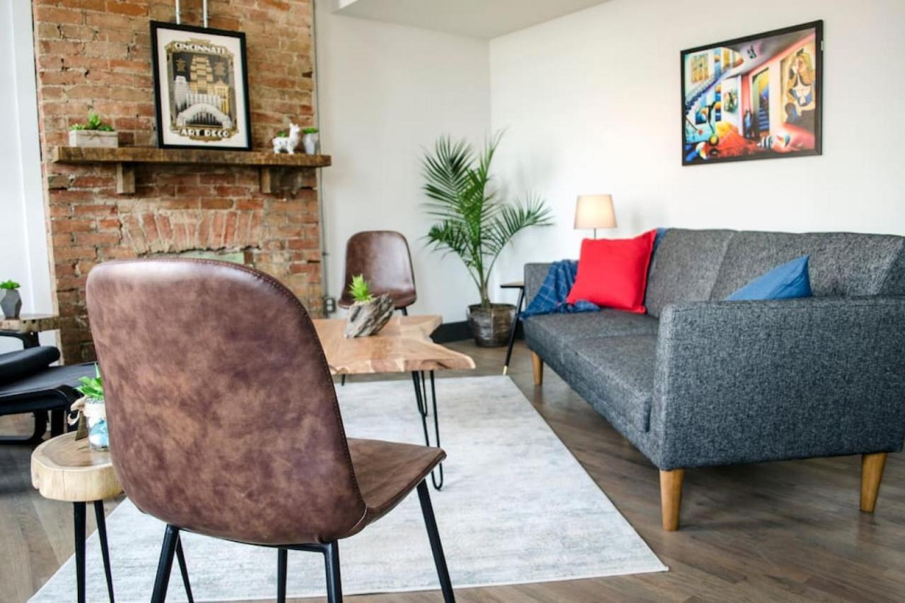 Gorgeous Condo In The Heart Of Otr Free Parking Cincinnati Eksteriør billede