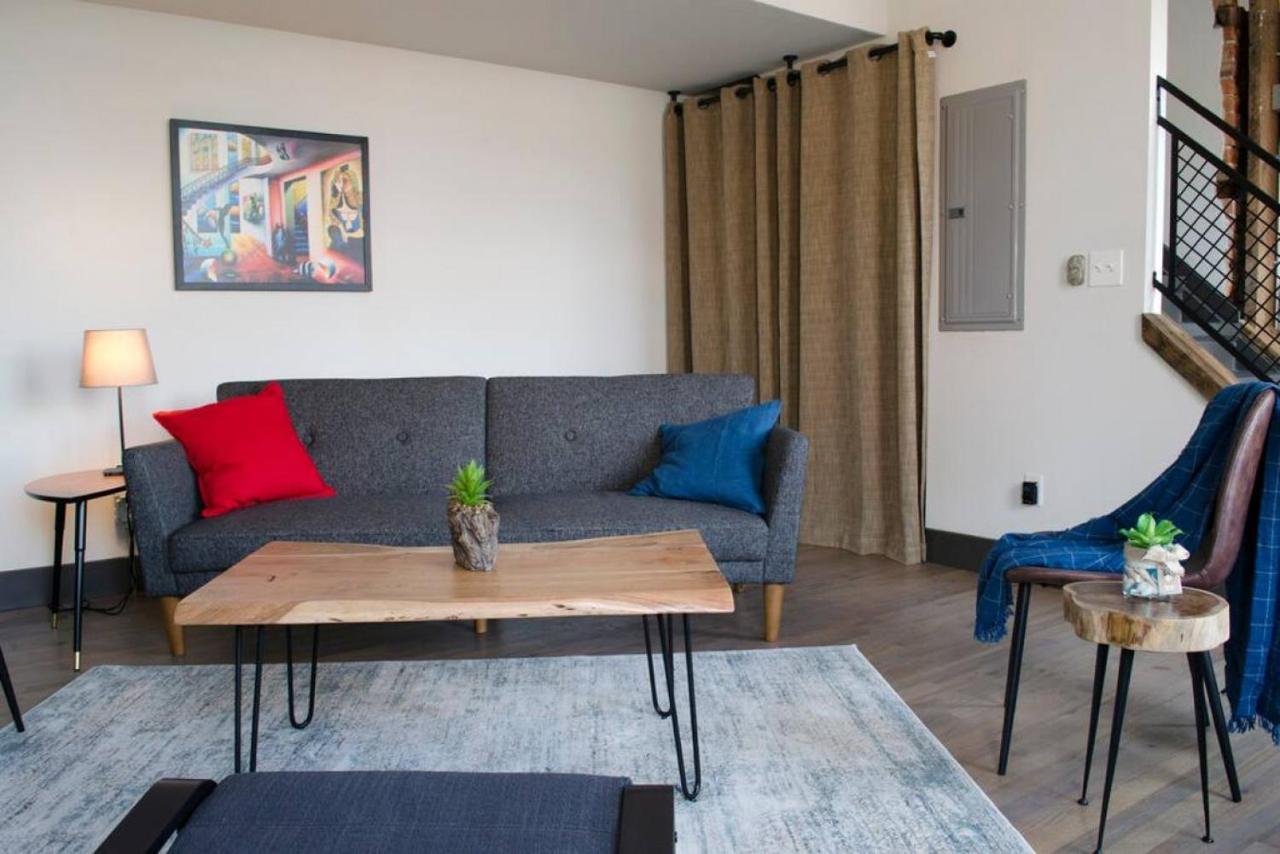 Gorgeous Condo In The Heart Of Otr Free Parking Cincinnati Eksteriør billede