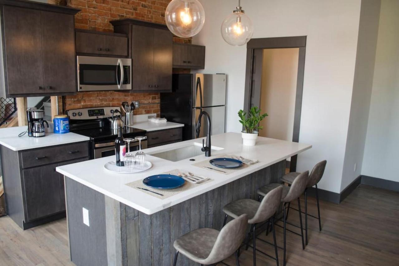 Gorgeous Condo In The Heart Of Otr Free Parking Cincinnati Eksteriør billede